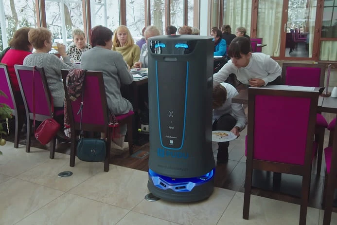 Optimizing Restaurant Operations: HolaBot’s Return Tray Feature at Cottonina Hotel